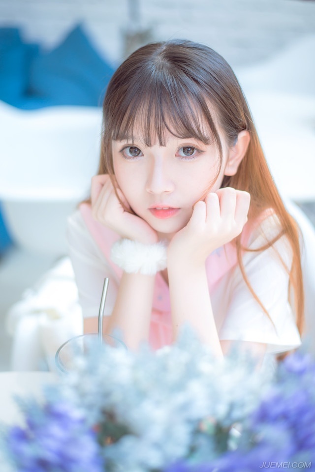 魏延也是久经战阵，一眼便看出对方如此布阵，实则不安好心，不禁冷笑一声：“有些本事，不过还不够看！”
